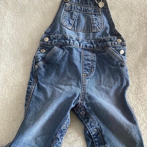 Boys 12-18 month Clothing Lot - Picture 3 of 7